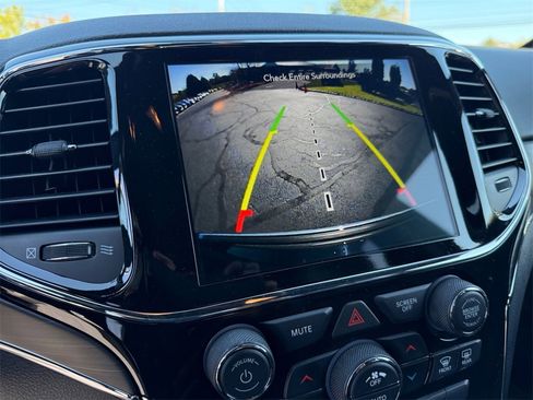 Certified 2022 Jeep Grand Cherokee Limited image 29