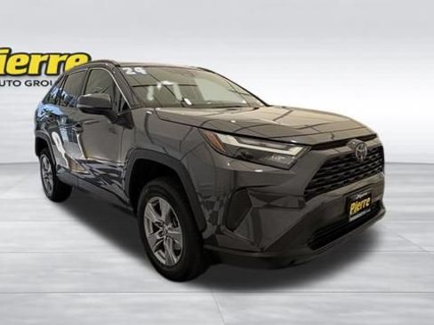 Used 2024 Toyota RAV4 XLE FWD image 6