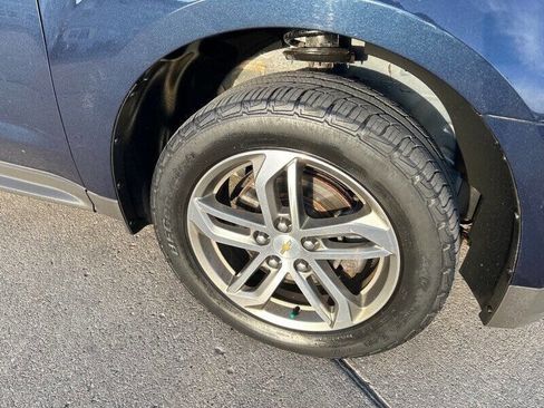 Used 2016 Chevrolet Equinox LTZ w/ Enhanced Convenience Package image 9