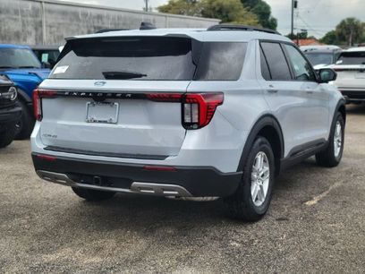 New 2026 Ford Explorer Active w/ Active Comfort Package