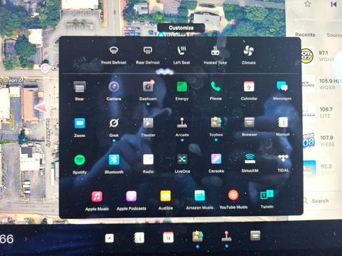 Used 2023 Tesla Model X Plaid image 44