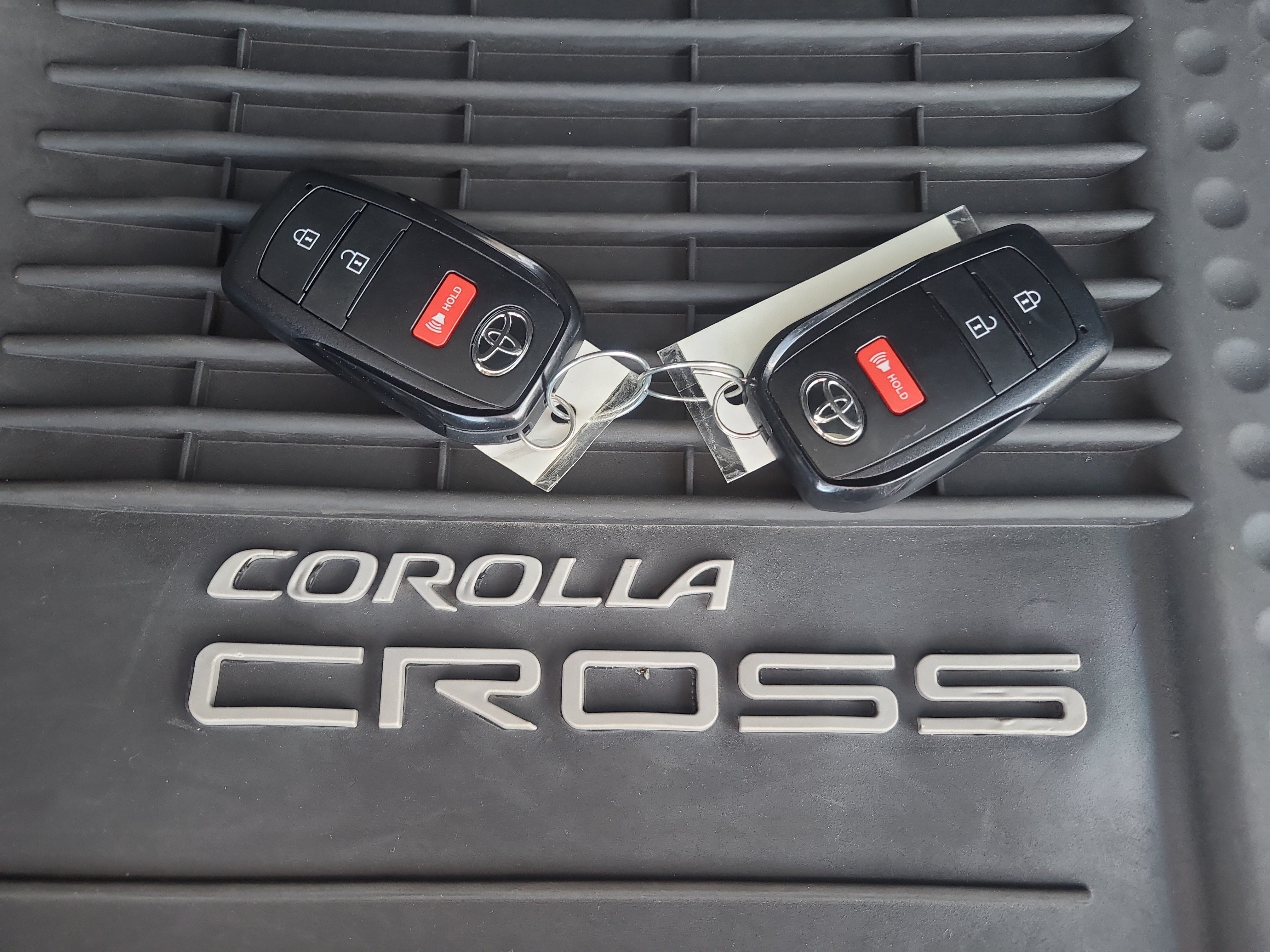 Certified 2024 Toyota Corolla Cross AWD Hybrid w/ Moonroof Package image 31