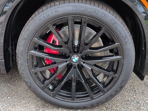 New 2026 BMW X5 xDrive40i w/ M Sport Package AWD/4WD image 11
