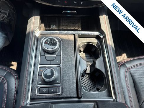 Used 2024 Ford Expedition Max Limited AWD/4WD image 32