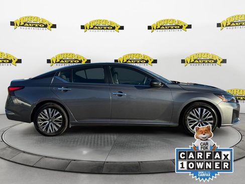 Used 2024 Nissan Altima 2.5 SV image 7
