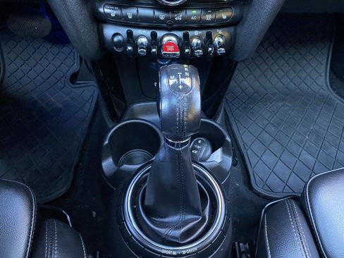 Used 2015 MINI Cooper S image 32