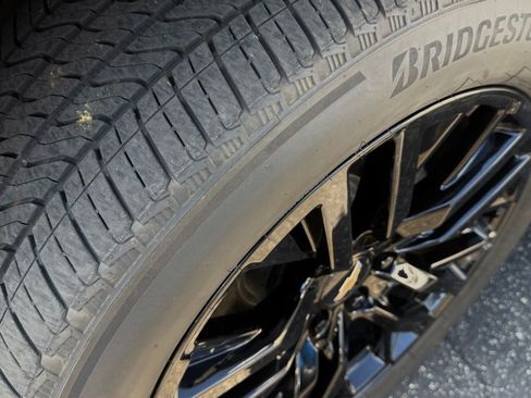 Used 2023 Chevrolet Tahoe High Country image 13