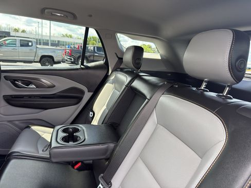 Certified 2020 GMC Terrain SLT w/ Preferred Package AWD/4WD image 33
