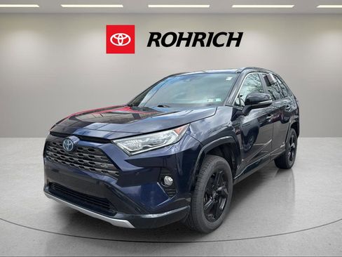 Used 2021 Toyota RAV4 XSE AWD/4WD image 1