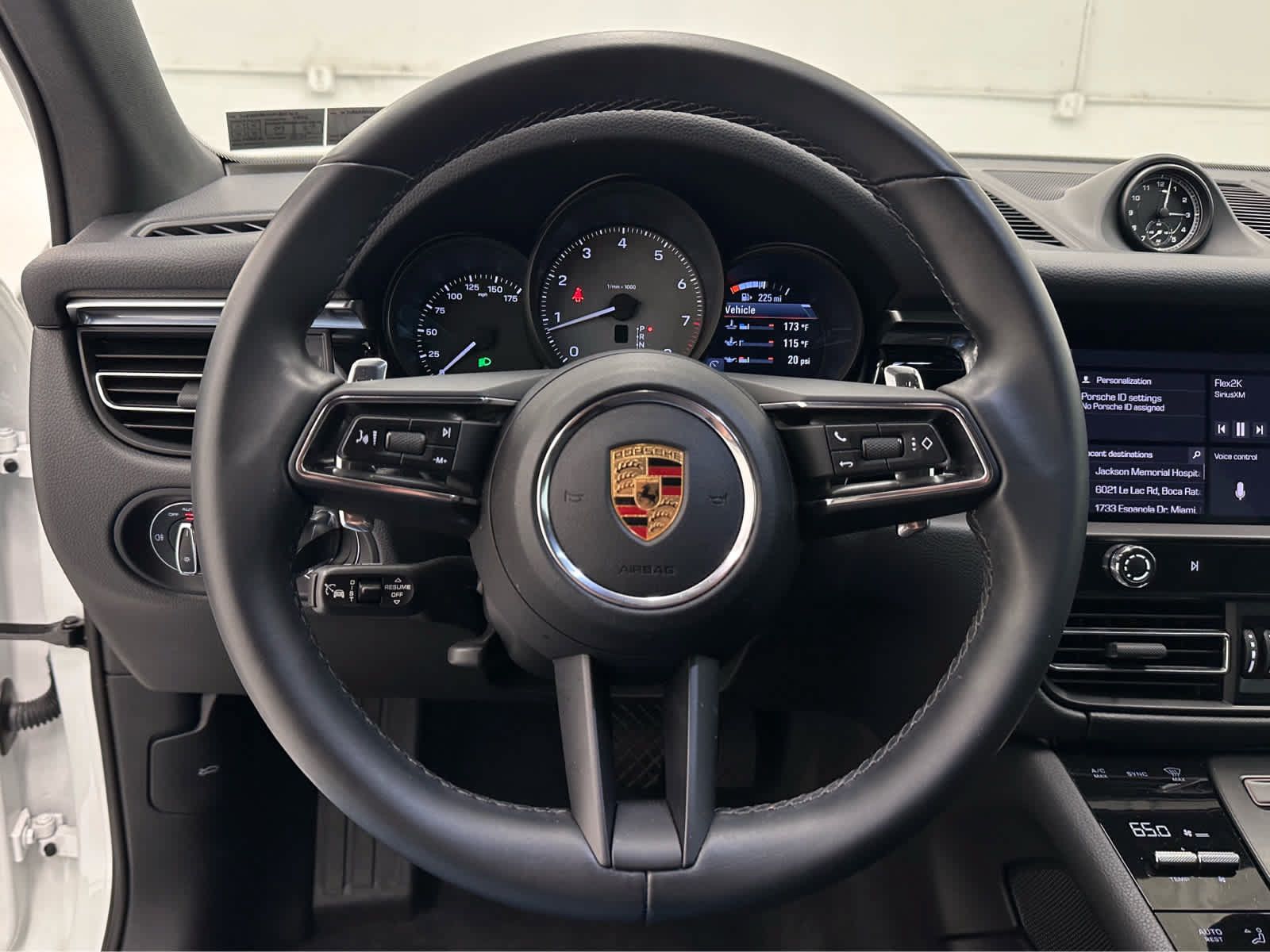 Used 2023 Porsche Macan S AWD/4WD image 24