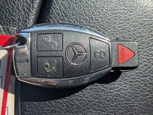 Certified 2018 Mercedes-Benz GLE 350 4MATIC image 27