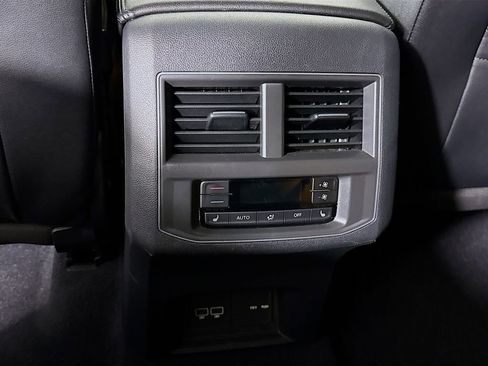 Used 2019 Volkswagen Atlas SEL Premium image 30