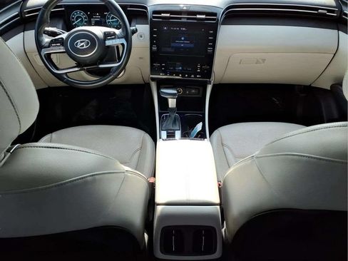 Used 2022 Hyundai Tucson SEL w/ Convenience + Premium Package FWD image 9
