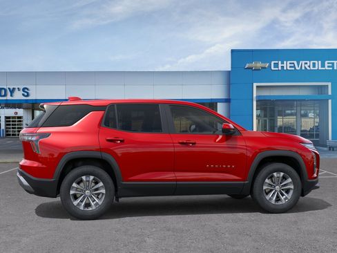 New 2026 Chevrolet Equinox LT AWD/4WD image 6