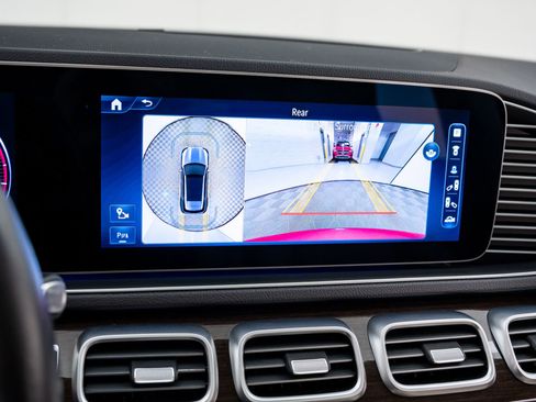 Used 2024 Mercedes-Benz GLE 450 4MATIC image 30