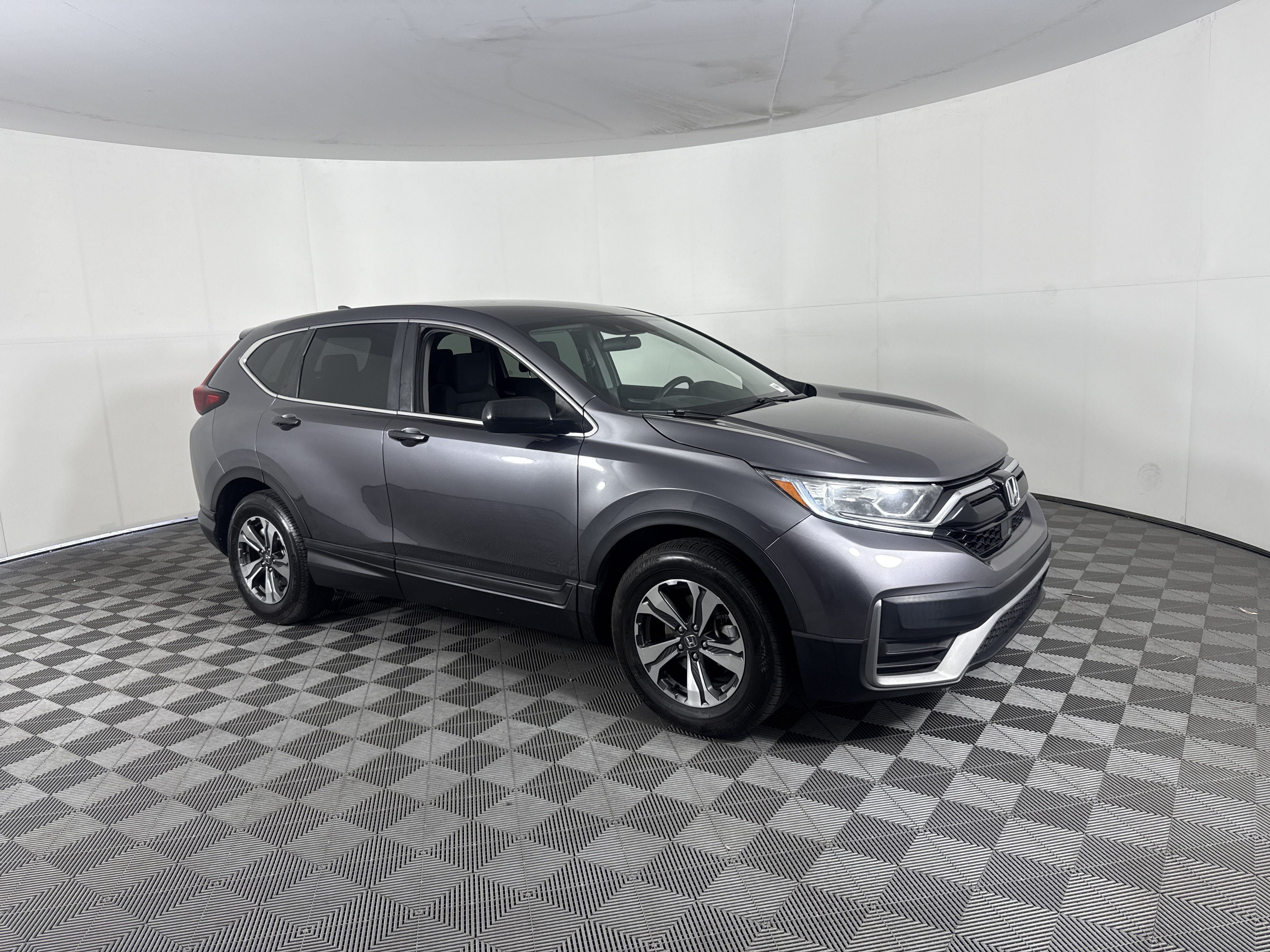 Used 2021 Honda CR-V LX image 2