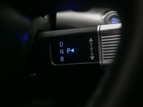 Used 2025 Hyundai Kona SEL AWD/4WD image 34