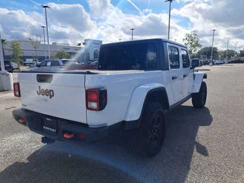 Used 2022 Jeep Gladiator Mojave w/ Trailer Tow Package image 6