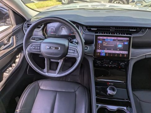 Used 2022 Jeep Grand Cherokee L Limited RWD image 20