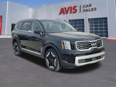 Used 2025 Kia Telluride S AWD/4WD image 3