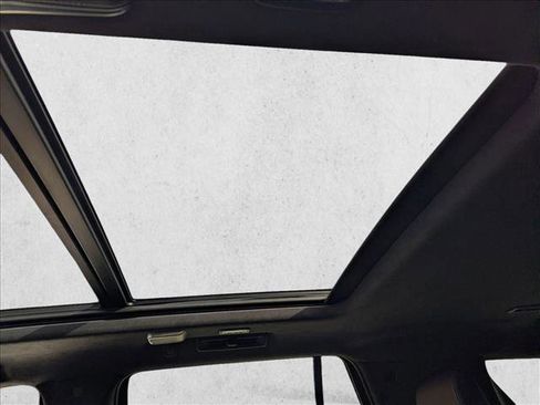 Used 2023 Cadillac Escalade Sport Platinum w/ Heavy-Duty Trailer Package image 18