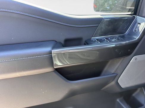 Used 2022 Ford F150 XLT w/ Equipment Group 302A High image 17