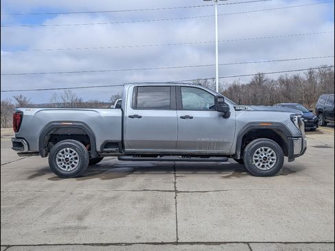 New 2026 GMC Sierra 2500 Pro AWD/4WD image 6