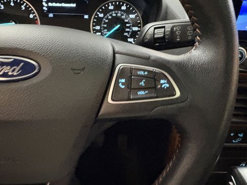Used 2021 Ford EcoSport SE w/ SE Appearance Package image 29