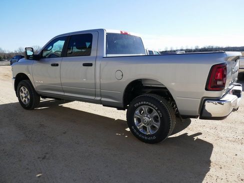 New 2026 RAM 2500 Big Horn AWD/4WD image 8