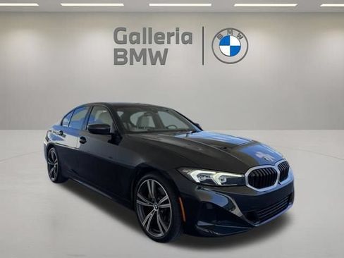 Used 2023 BMW 330i Sedan w/ Premium Package RWD image 5