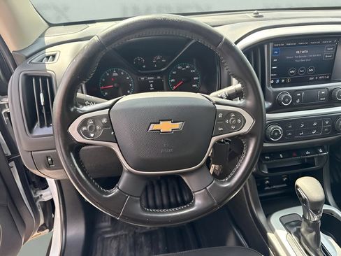Used 2022 Chevrolet Colorado LT w/ Fleet Safety Package RWD image 12