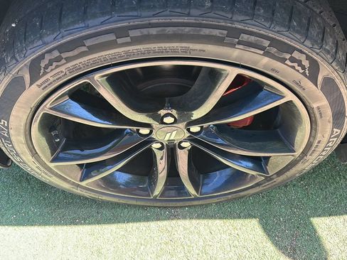 Used 2018 Dodge Charger SXT w/ Blacktop Package RWD image 28