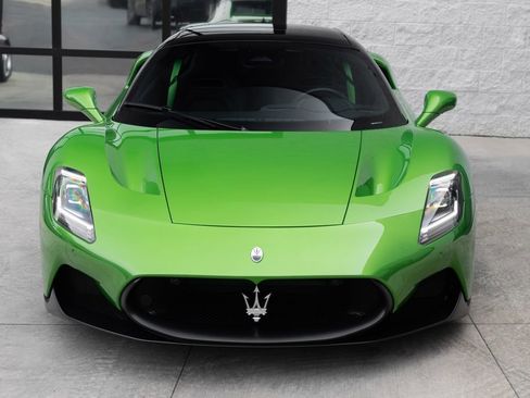 Used 2023 Maserati MC20 Spyder RWD image 2