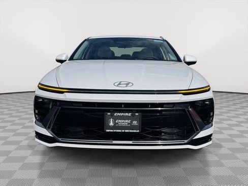 Used 2025 Hyundai Sonata SEL image 2