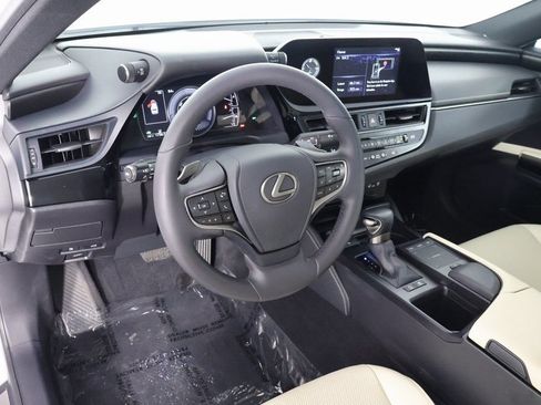 Used 2022 Lexus ES 300h w/ Premium Package FWD image 7