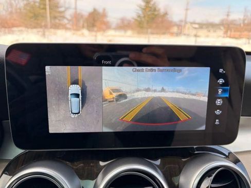 Used 2020 Mercedes-Benz GLC 300 4MATIC image 32