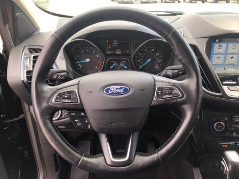 Used 2019 Ford Escape Titanium AWD/4WD image 16