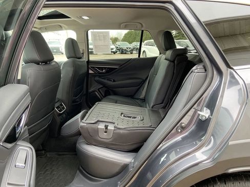 Used 2023 Subaru Outback Limited image 25