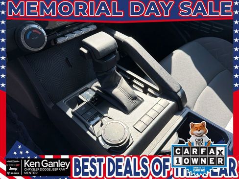 Used 2024 Toyota Tacoma SR AWD/4WD image 17
