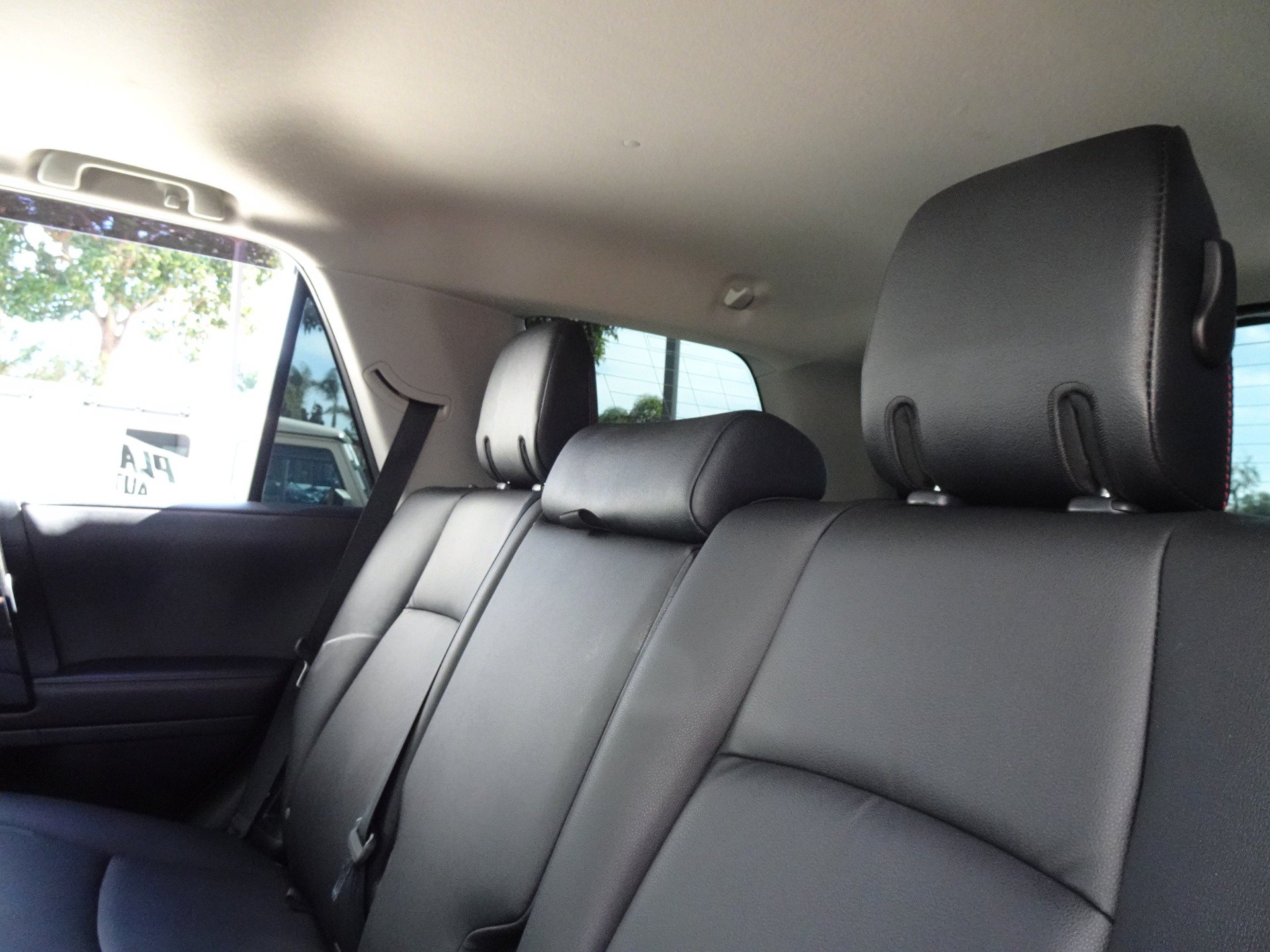 Used 2021 Toyota 4Runner Venture w/ Moonroof Package AWD/4WD image 17