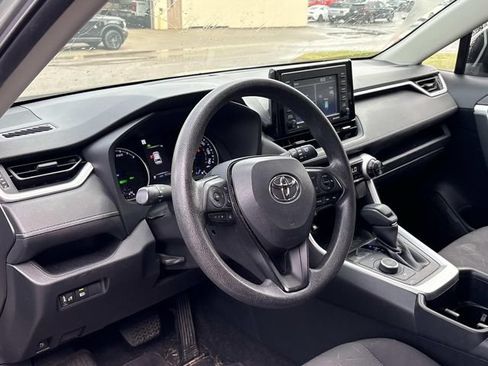 Used 2022 Toyota RAV4 XLE w/ Protection Package (TMS) AWD/4WD image 12
