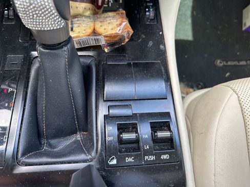 Used 2021 Lexus GX 460 Premium image 14