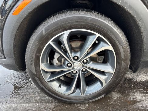 Used 2022 Buick Encore GX Select image 12