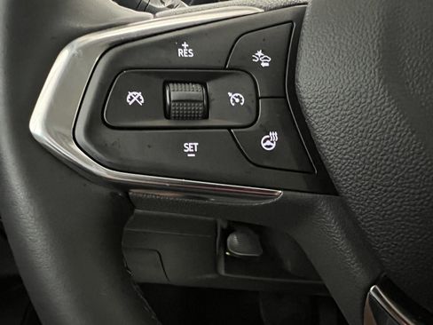 Used 2026 Chevrolet Trax LT w/ Driver Confidence Package FWD image 11