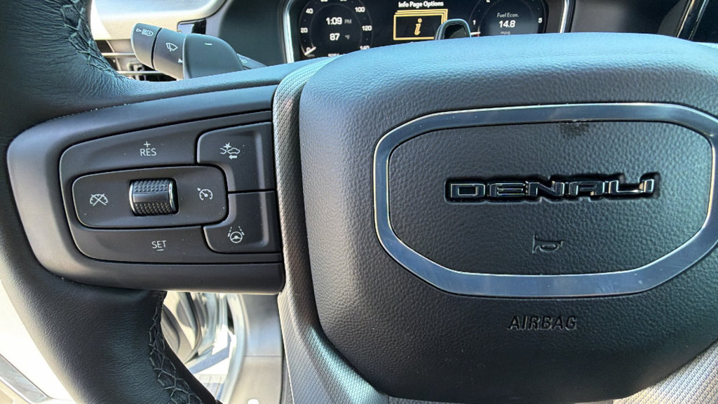 Used 2026 GMC Sierra 1500 Denali AWD/4WD image 19
