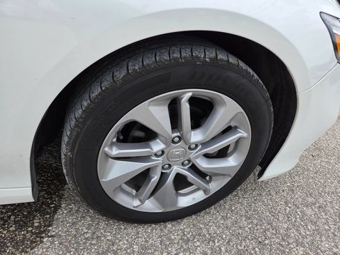 Used 2018 Honda Accord LX image 13