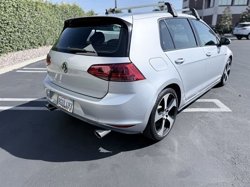 Used 2017 Volkswagen GTI S FWD image 9