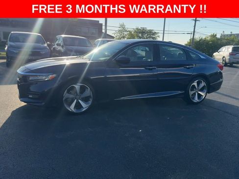 Used 2018 Honda Accord Touring image 4