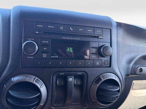 Used 2014 Jeep Wrangler Sport w/ Quick Order Package 24S image 21