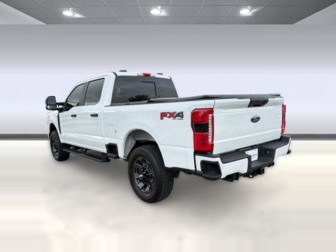 Used 2024 Ford F250 XL w/ STX Appearance Package AWD/4WD image 3